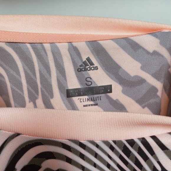 Mens Adidas Climalite T-shirt Jersey | Small | BRAND NEW - Picture 3 of 3